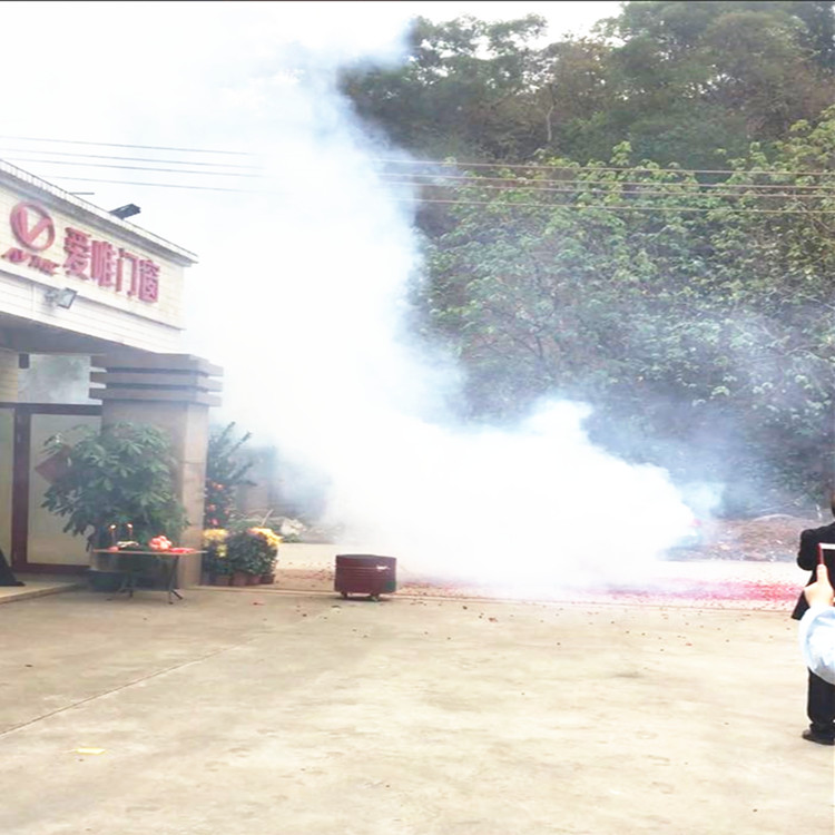 愛(ài)唯門窗開(kāi)工大吉，生意紅紅火火